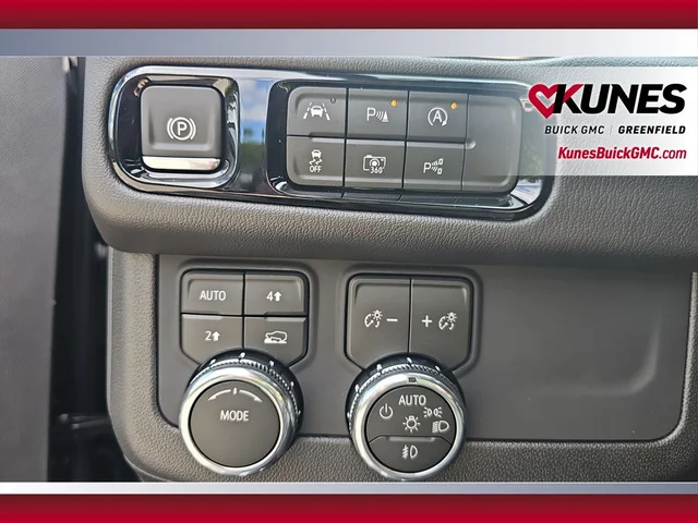 Nuevos GMC YUKON XL à Estados chez autogozo
