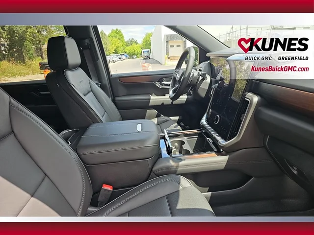 Nuevos GMC YUKON XL à Estados chez autogozo
