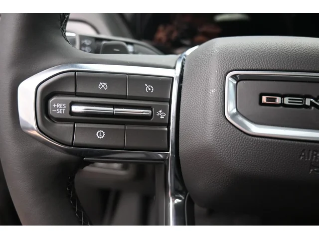 Nuevos GMC YUKON XL à Estados chez autogozo