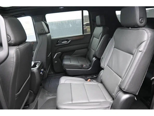 Nuevos GMC YUKON XL à Estados chez autogozo