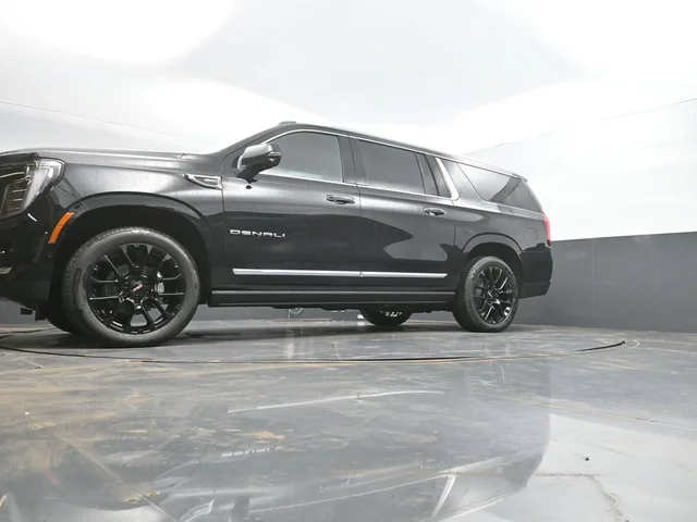 Nuevos GMC YUKON XL à Estados chez autogozo