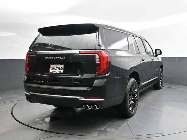 Nuevos GMC YUKON XL à Estados chez autogozo