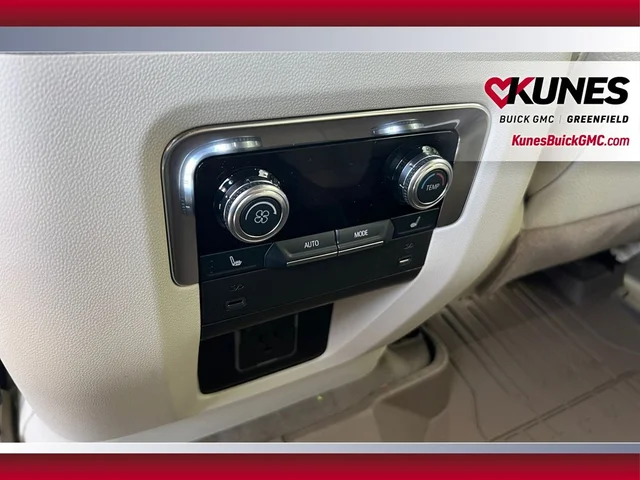 Nuevos GMC YUKON XL à Estados chez autogozo