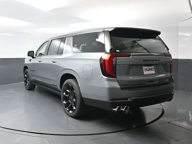 Nuevos GMC YUKON XL à Estados chez autogozo