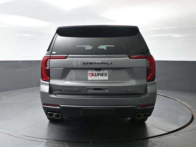 Nuevos GMC YUKON XL à Estados chez autogozo