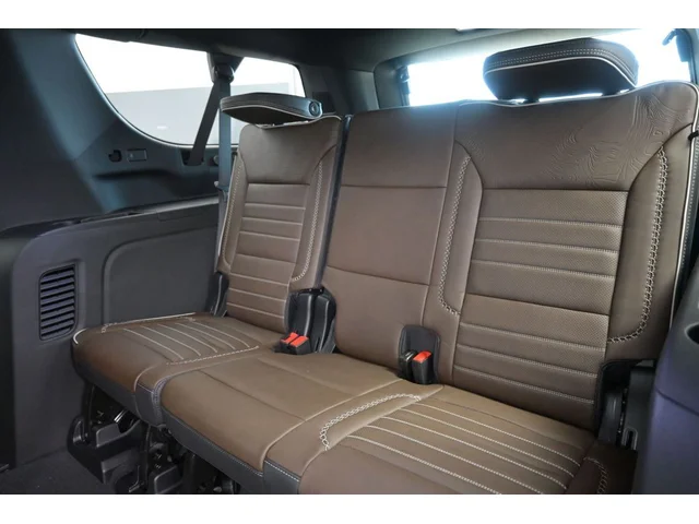 Nuevos GMC YUKON XL à Estados chez autogozo