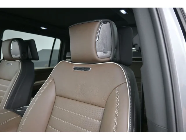 Nuevos GMC YUKON XL à Estados chez autogozo