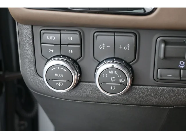 Nuevos GMC YUKON XL à Estados chez autogozo