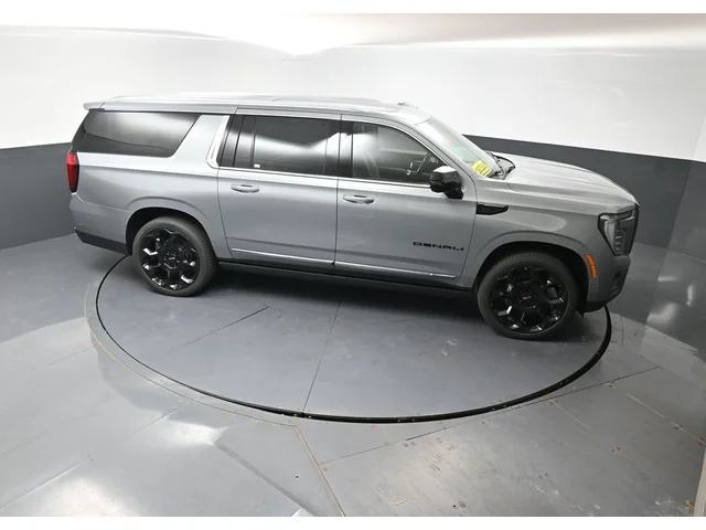 Nuevos GMC YUKON XL à Estados chez autogozo