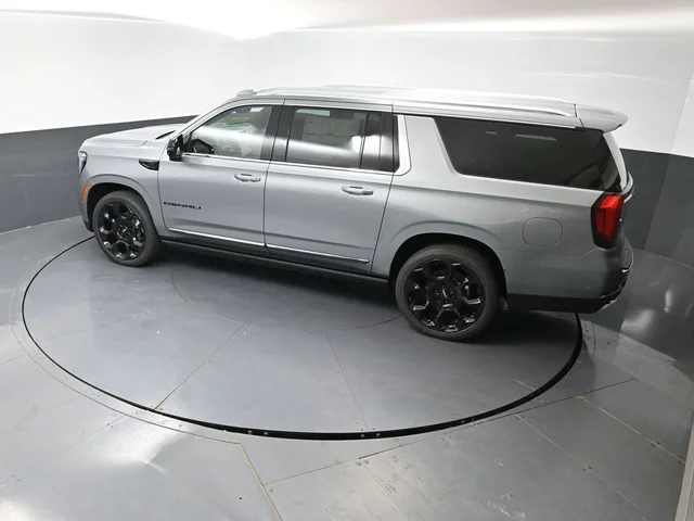 Nuevos GMC YUKON XL à Estados chez autogozo