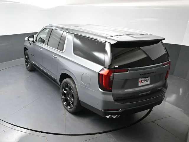 Nuevos GMC YUKON XL à Estados chez autogozo