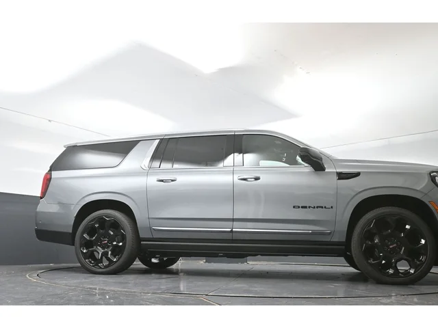 Nuevos GMC YUKON XL à Estados chez autogozo