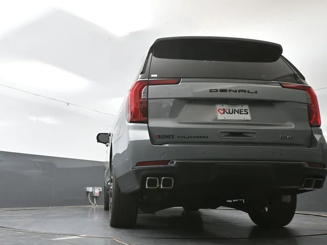 Nuevos GMC YUKON XL à Estados chez autogozo