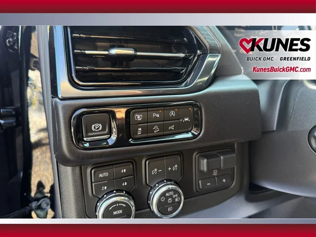 Nuevos GMC YUKON XL à Estados chez autogozo