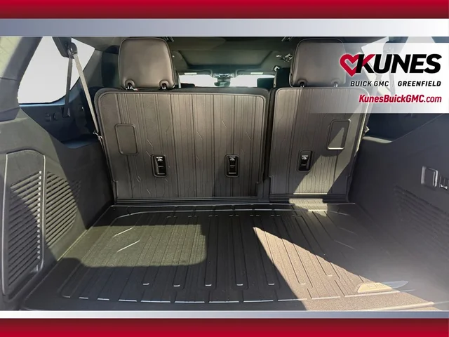 Nuevos GMC YUKON XL à Estados chez autogozo