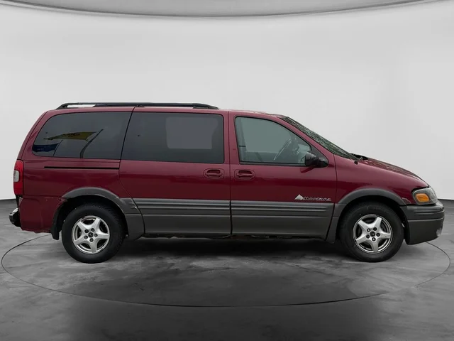 SEMINUEVOS PONTIAC Montana a Estados en autogozo