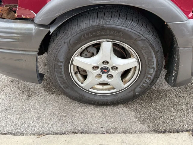 SEMINUEVOS PONTIAC Montana a Estados en autogozo