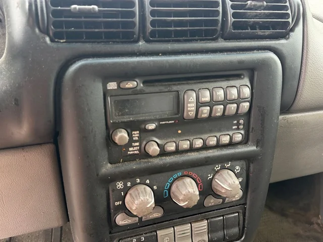 SEMINUEVOS PONTIAC Montana a Estados en autogozo
