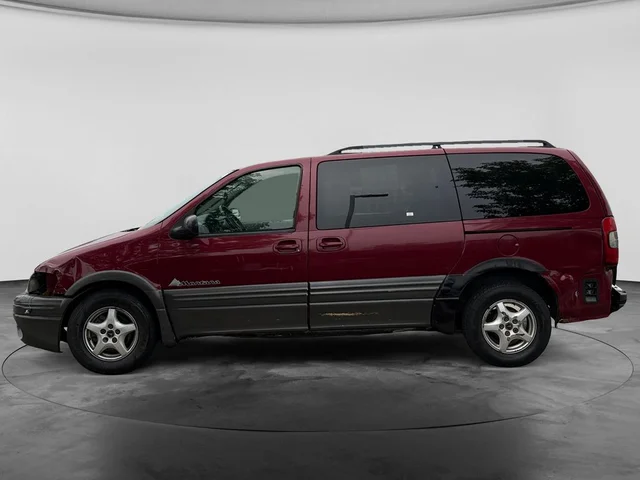 SEMINUEVOS PONTIAC Montana a Estados en autogozo