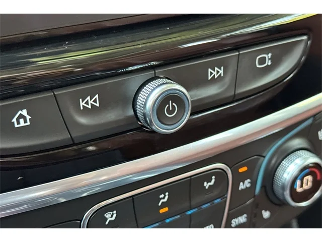 SEMINUEVOS CHEVROLET Traverse at ELK GROVE in Elk Grove Buick GMC