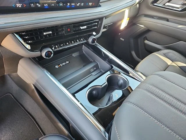 Nuevos CHEVROLET SUBURBAN à Estados chez autogozo