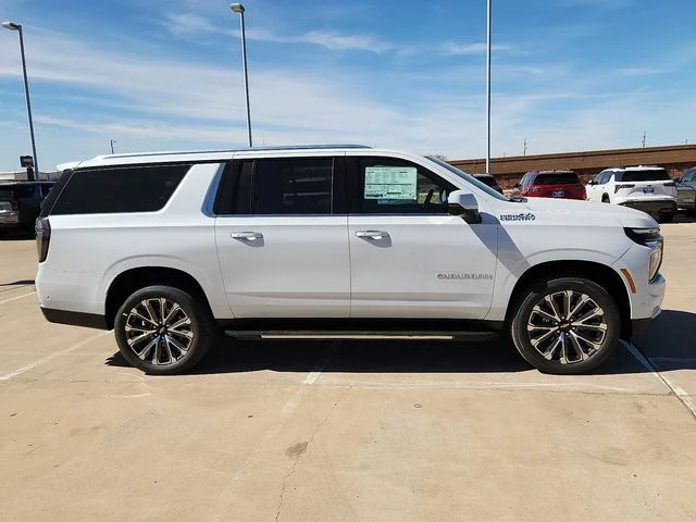 Nuevos CHEVROLET SUBURBAN à Estados chez autogozo