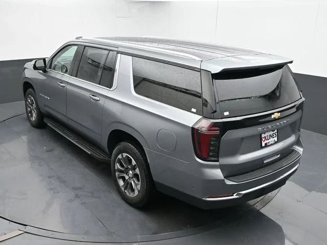 Nuevos CHEVROLET SUBURBAN à Estados chez autogozo
