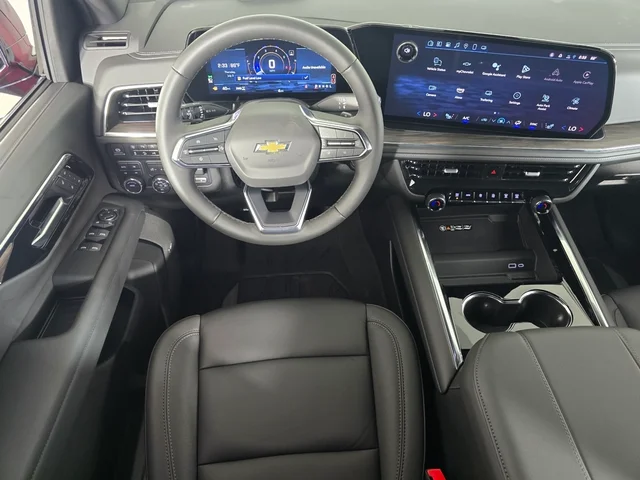 Nueve CHEVROLET SUBURBAN à Brainerd  chez Dondelinger Chevrolet