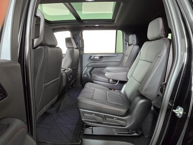 Nueve CHEVROLET SUBURBAN à Brainerd  chez Dondelinger Chevrolet