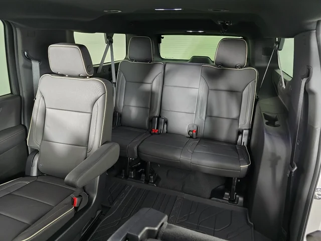 Nueve CHEVROLET SUBURBAN à Brainerd  chez Dondelinger Chevrolet