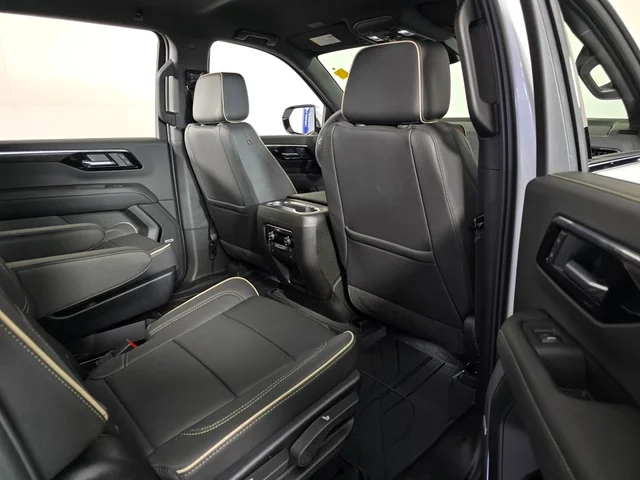 Nueve CHEVROLET SUBURBAN à Brainerd  chez Dondelinger Chevrolet