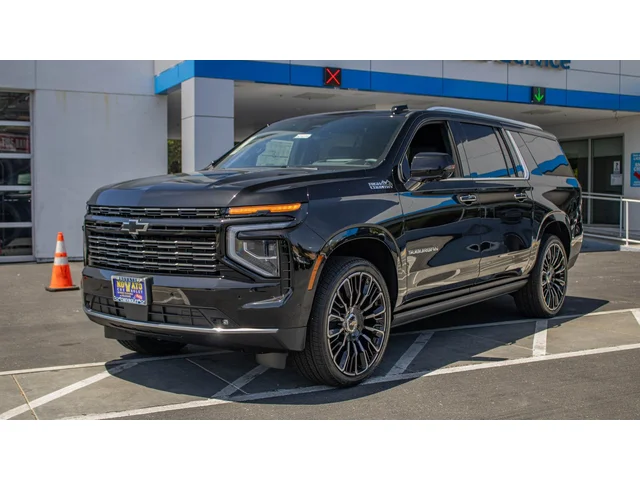 Nuevos CHEVROLET SUBURBAN à Estados chez autogozo