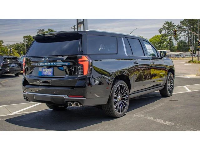 Nuevos CHEVROLET SUBURBAN à Estados chez autogozo