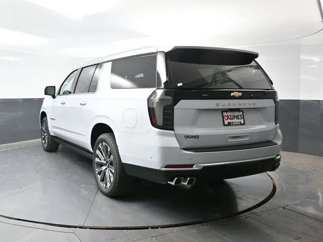 Nuevos CHEVROLET SUBURBAN à Estados chez autogozo