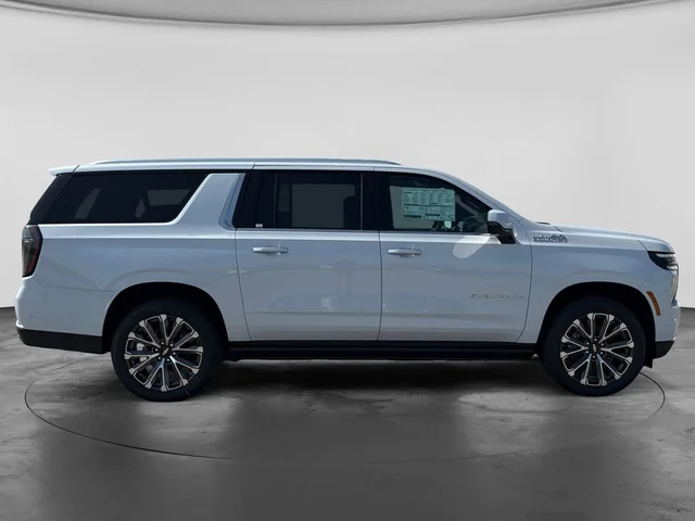 Nuevos CHEVROLET SUBURBAN à Estados chez autogozo