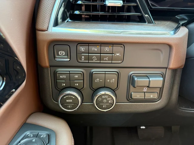 Nuevos CHEVROLET SUBURBAN à Estados chez autogozo