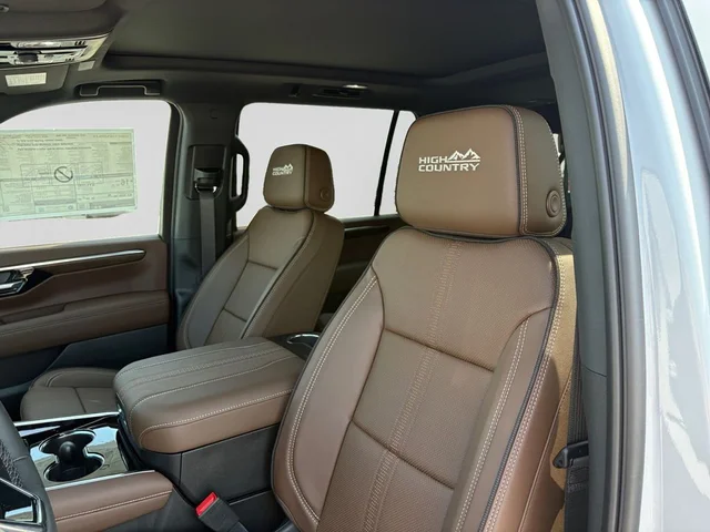Nuevos CHEVROLET SUBURBAN à Estados chez autogozo