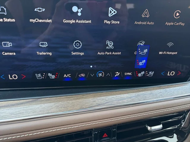 Nuevos CHEVROLET SUBURBAN à Estados chez autogozo