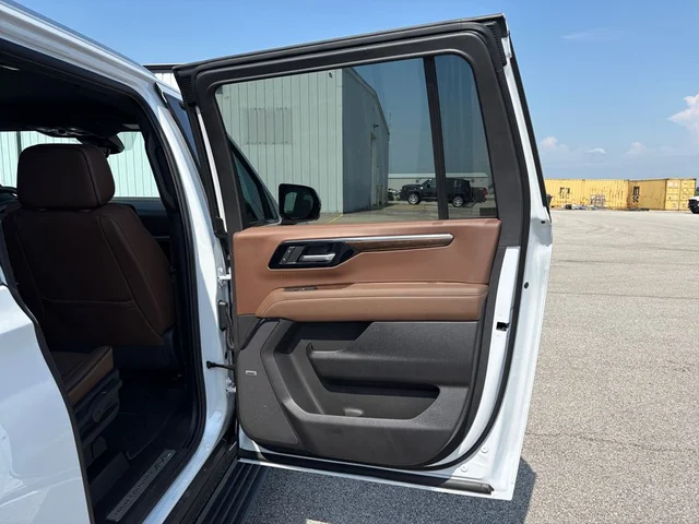 Nuevos CHEVROLET SUBURBAN à Estados chez autogozo