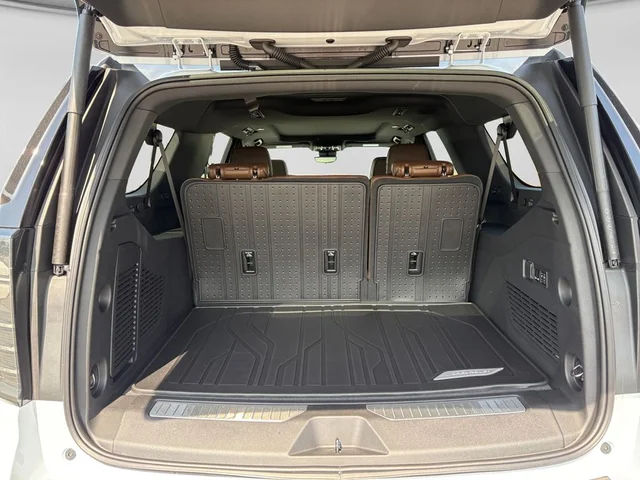 Nuevos CHEVROLET SUBURBAN à Estados chez autogozo