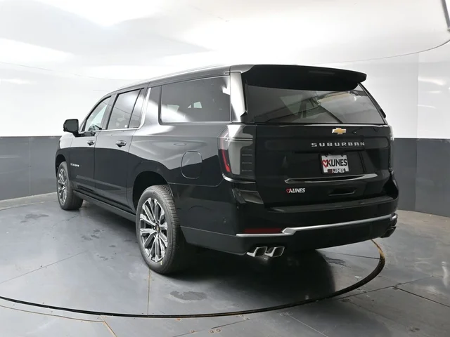 Nuevos CHEVROLET SUBURBAN à Estados chez autogozo