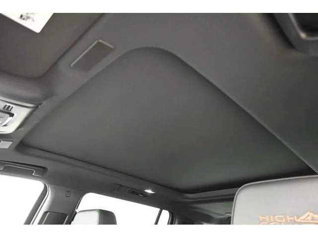Nuevos CHEVROLET SUBURBAN à Estados chez autogozo