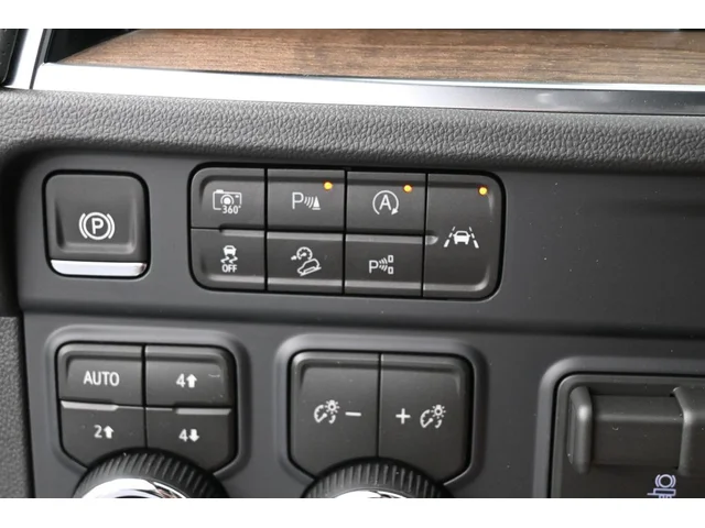Nuevos CHEVROLET SUBURBAN à Estados chez autogozo