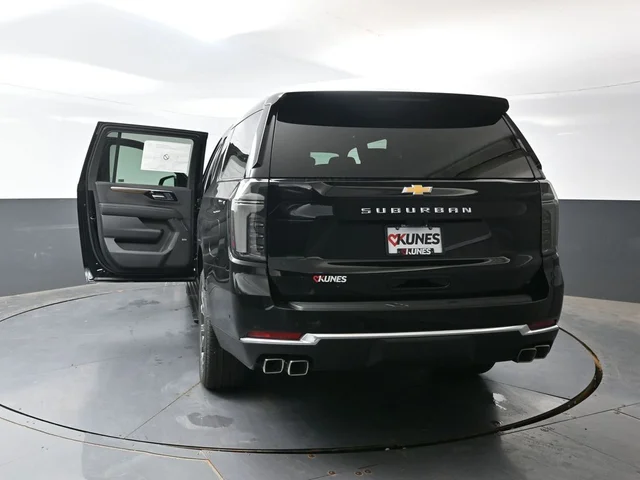 Nuevos CHEVROLET SUBURBAN à Estados chez autogozo