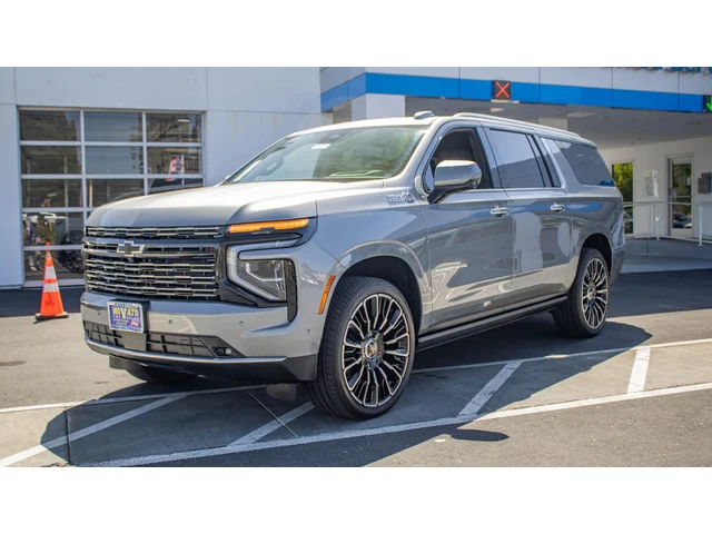 Nuevos CHEVROLET SUBURBAN à Estados chez autogozo