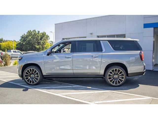 Nuevos CHEVROLET SUBURBAN à Estados chez autogozo