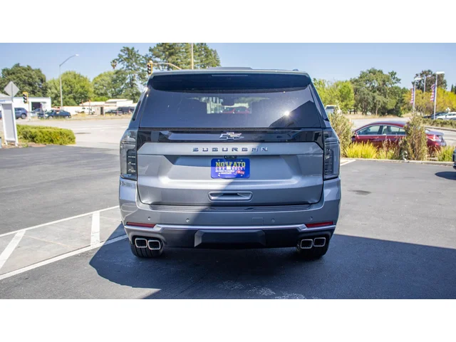 Nuevos CHEVROLET SUBURBAN à Estados chez autogozo