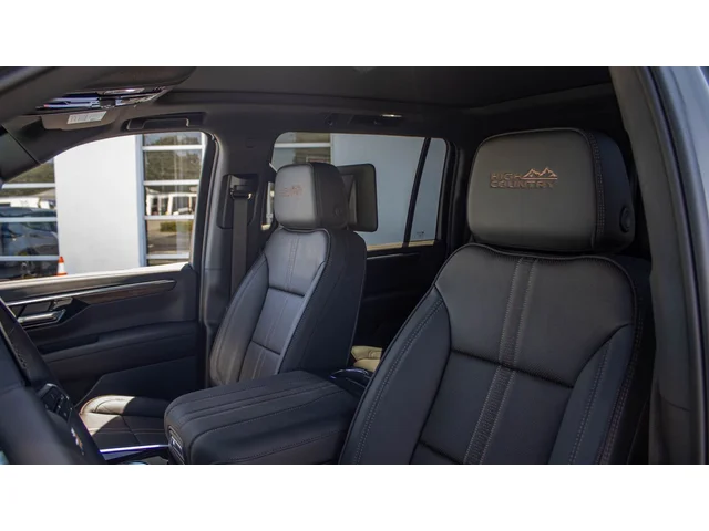 Nuevos CHEVROLET SUBURBAN à Estados chez autogozo