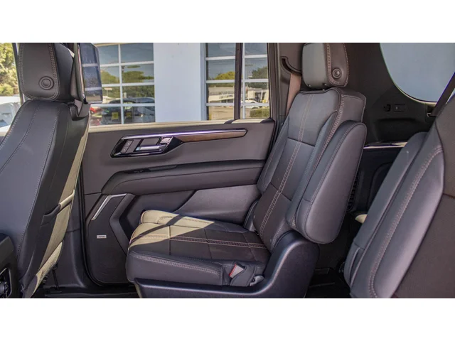 Nuevos CHEVROLET SUBURBAN à Estados chez autogozo