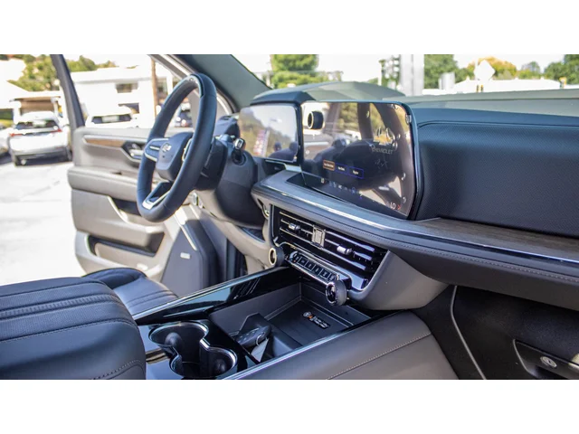 Nuevos CHEVROLET SUBURBAN à Estados chez autogozo